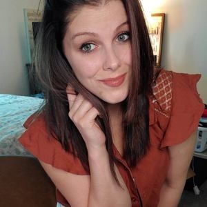 Meet your Posher, Kalie